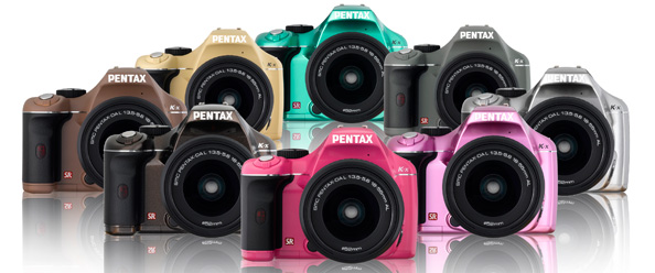 Теперь в продаже Pentax K-x самого лучшего цвета