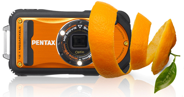 Водозащищенный Pentax W90 - теперь оранжевый