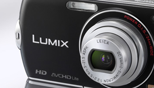Panasonic Lumix DMC-FX70 - цифровой фотоаппарат с сенсорным экраном и светосильным объективом