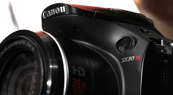 Фотоаппарат Canon PowerShot SX30 IS с 35x зумом на ярмарке Photokina