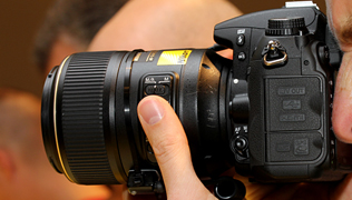 Nikon D7000 - гвоздь ярмарки Photokina