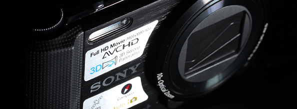 Что в коробке: цифровая камера Sony DSC-HX7V
