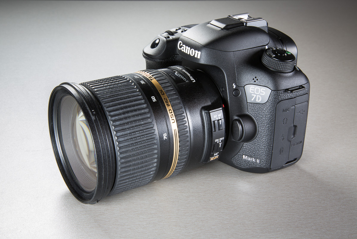 Что в коробке: зеркальная камера Canon EOS 7D Mark II