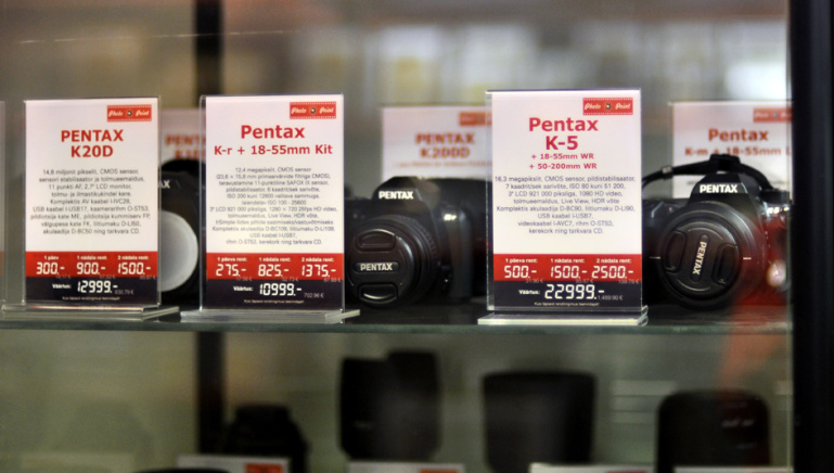 Pentaxi uued peegelkaamerad K-r ja K-5 ootavad sind Photopointi kaamerarendis. Proovi järele