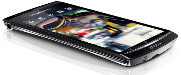 Sony Ericsson Xperia arc - elegantne ja võimekas Android nutitelefon 
