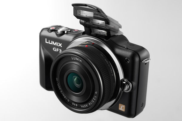 Panasonic Lumix GF3 on kompaktsem ja automaatsem
