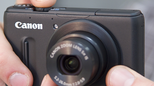 Karbist välja: Canon PowerShot S100 kompaktkaamera