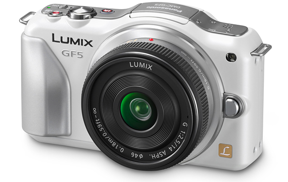 Panasonic Lumix GF5 hübriidkaamera toob parema sensori ja LCD-ekraani