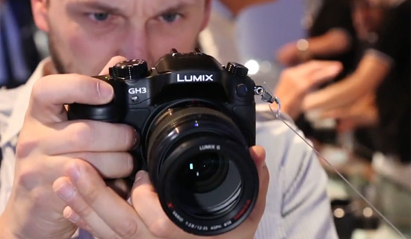 Käed küljes: Panasonic Lumix GH3 Photokina fotomessil