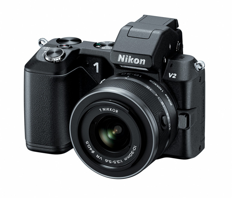Nikon 1 V2 hübriidkaamera asub peibutama tõsisemaid fotohuvilisi