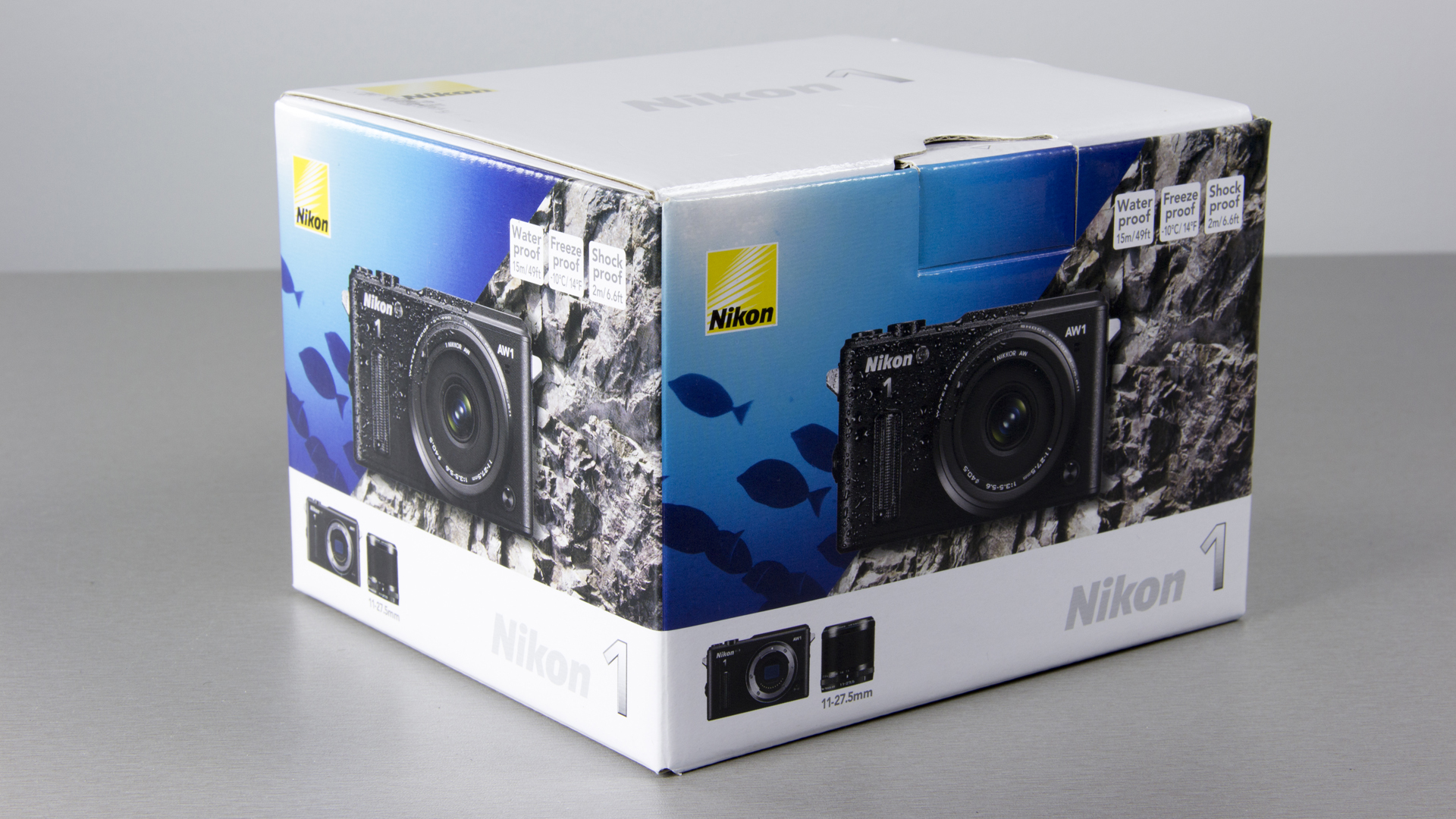 Nikon 1 AW1 + 1 NIKKOR AW 11-27.5mm f/3.5-5.6 karp