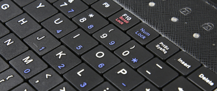 Kasulikud vidinad 85. Omega tahvelarvutiümbris klaviatuuriga