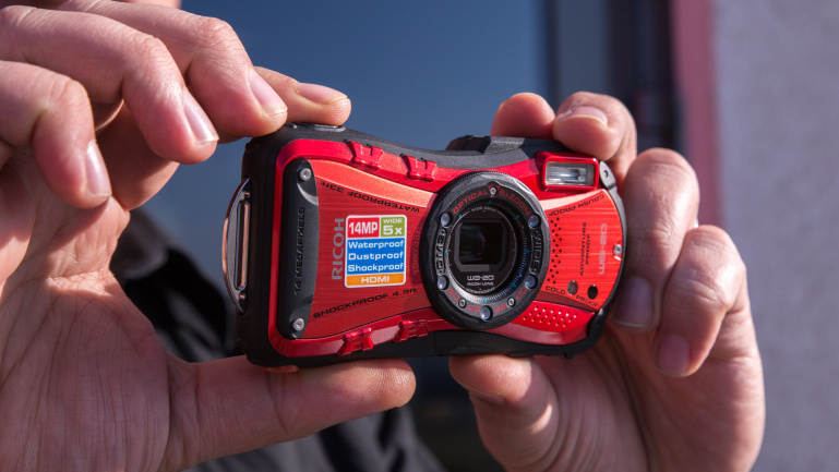 Karbist välja: seikluskindel kompaktkaamera Ricoh WG-20
