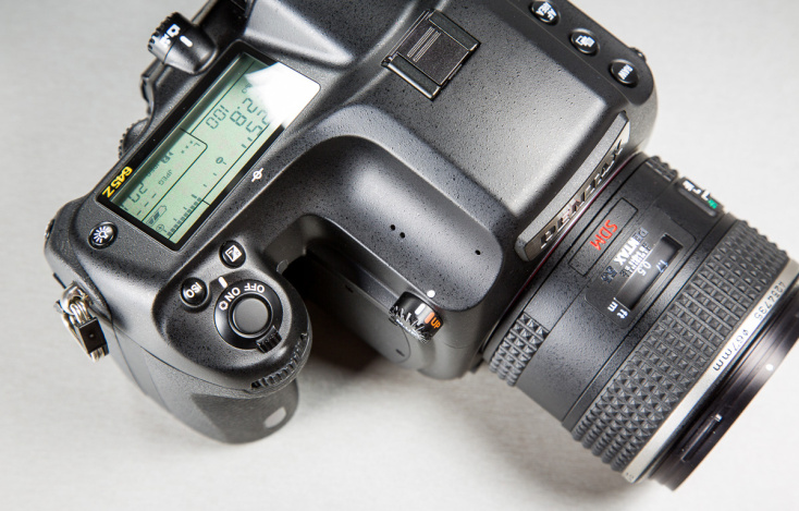 pentax-645z-medium-format-camera-photopoint-33