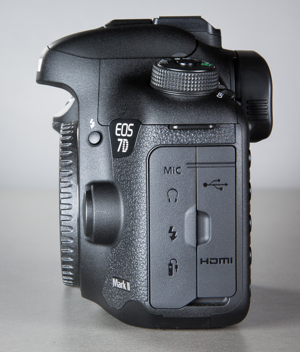 Canon-eos-7d-mark-2-peegelkaamera-photopointis-6