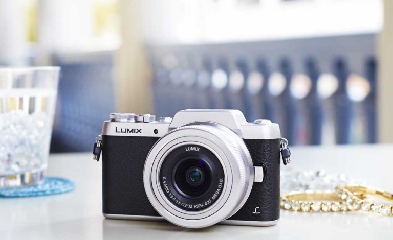 Panasonic GF7 - pisike soodsa hinnaga hübriidkaamera lubab head pildikvaliteeti