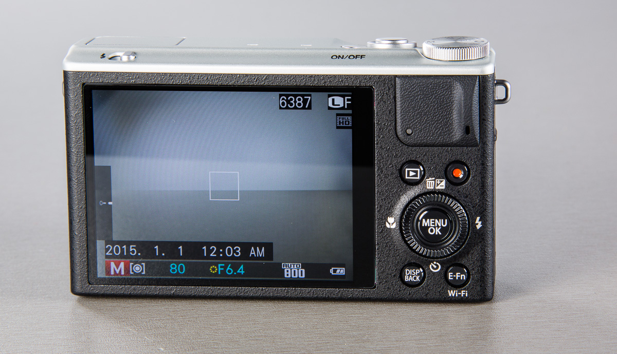 fujifilm-x-q2-kompaktkaamera-7