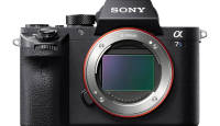 Nüüd saadaval: Sony a7S II hübriidkaamera