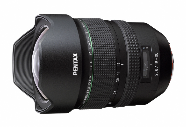 Pentax peegelkaamerad saavad uue 15-30mm f/2.8 ülilainurkobjektiivi