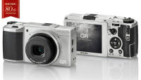 Ricoh tähistab 80ndat sünnipäeva Ricoh GR II kompaktkaamera hõbedase eriversiooniga