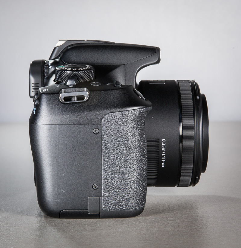 canon-eos-1300d-peegelkamera-50mm-objektiiv-photopoint-101