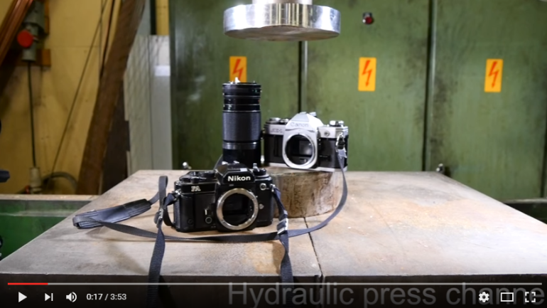 Gigantide duell - hüdrauliline press vs. Nikon ja Canon kaamera