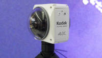 Kodak PixPro 4KVR360 on 360-kraadilisi sfäärilisi videosid tegev pritsmekindel kaamera