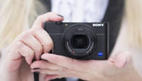 Karbist välja: võimsaim ja kompaktseim taskukaamera Sony DSC-RX100 V