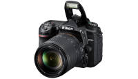 Nikon D7500 on kesktaseme versioon D500 peegelkaamerast
