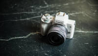 Digitest.ee: Canon EOS M50 hübriidkaamera
