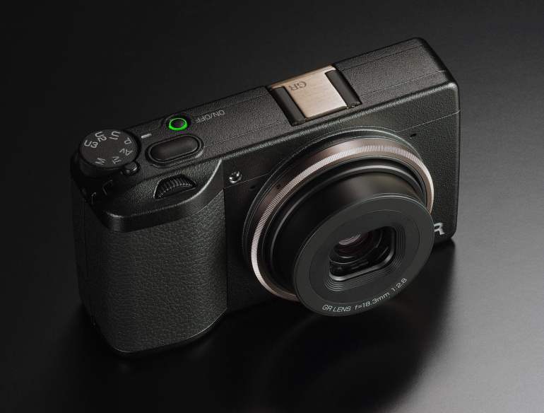 Ricoh GR III tunnistati parimaks ekspertklassi kompaktkaameraks