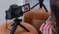 Panasonic Lumix DC-G100 on spetsiaalselt videoblogijatele mõeldud hübriidkaamera