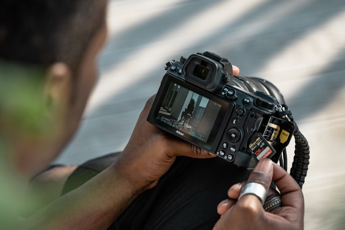Nikon Z6 II täiskaader hübriidkaamera