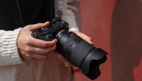 Telli Sony hübriidkaamera ette Tamron 18-300mm f/3.5-6.3 Di III-A[2] VC VXD objektiiv