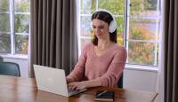 Razer Opus X juhtmevabad kõrvaklapid pakuvad müravaba muusikanaudingut