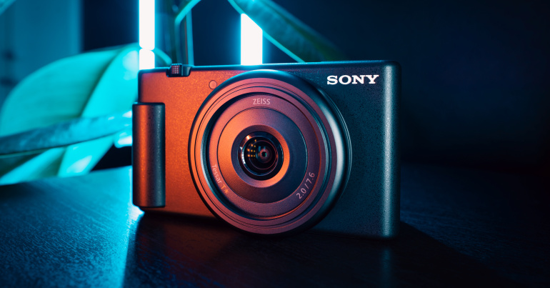 Karbist välja: uuenduslik Sony ZV-1F kaamera sisuloojatele
