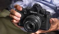 Nikon Z f on uus retrostiilis täiskaader hübriidkaamera