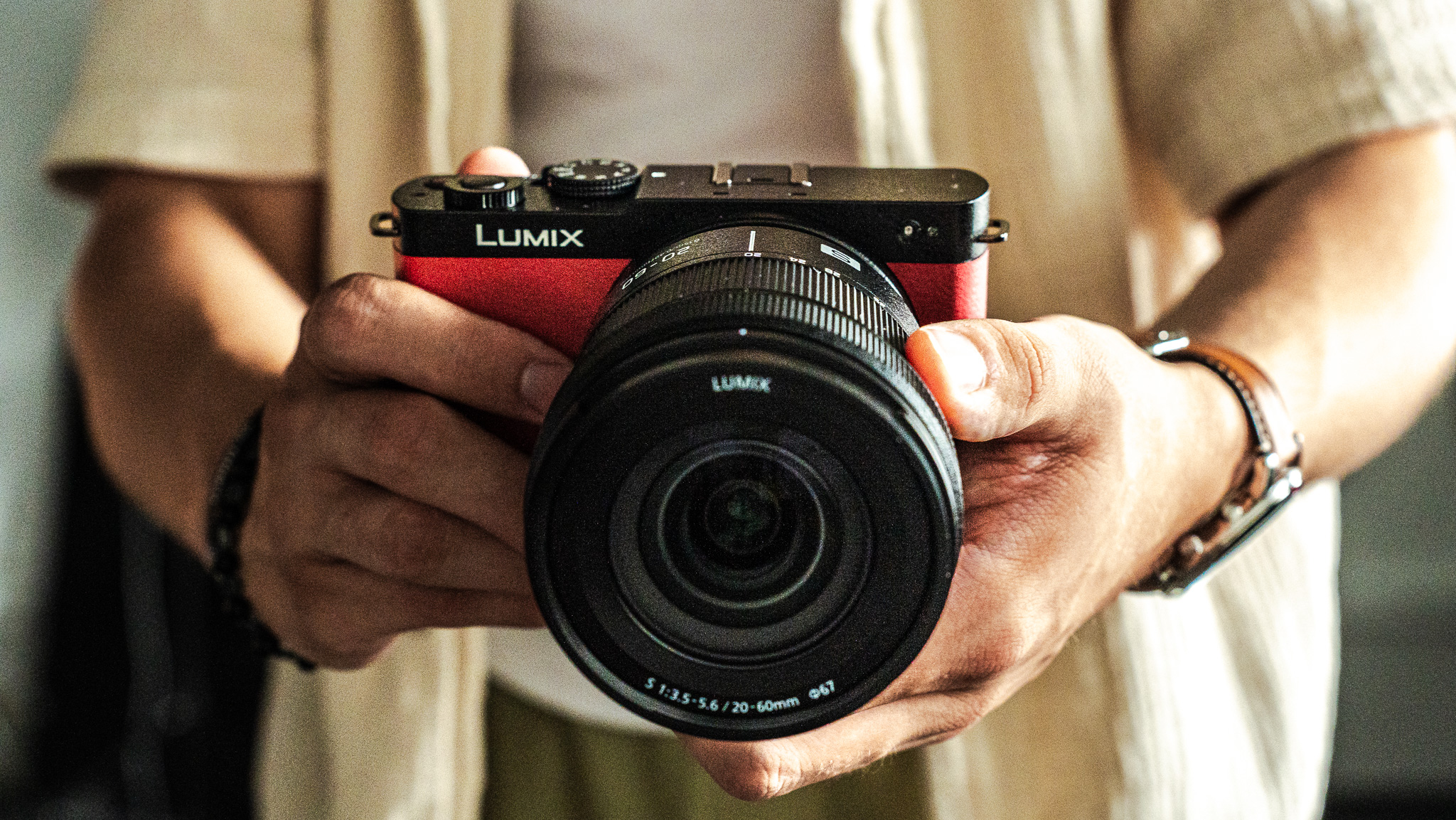 Panasonic Lumix S9