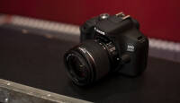 Canon EOS 2000D = kõige soodsam peegelkaamera Photopointist