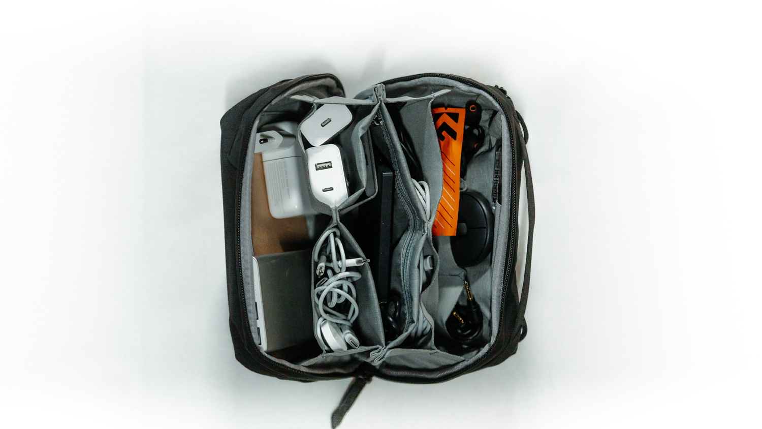 Peak Design Tech Pouch vutlar