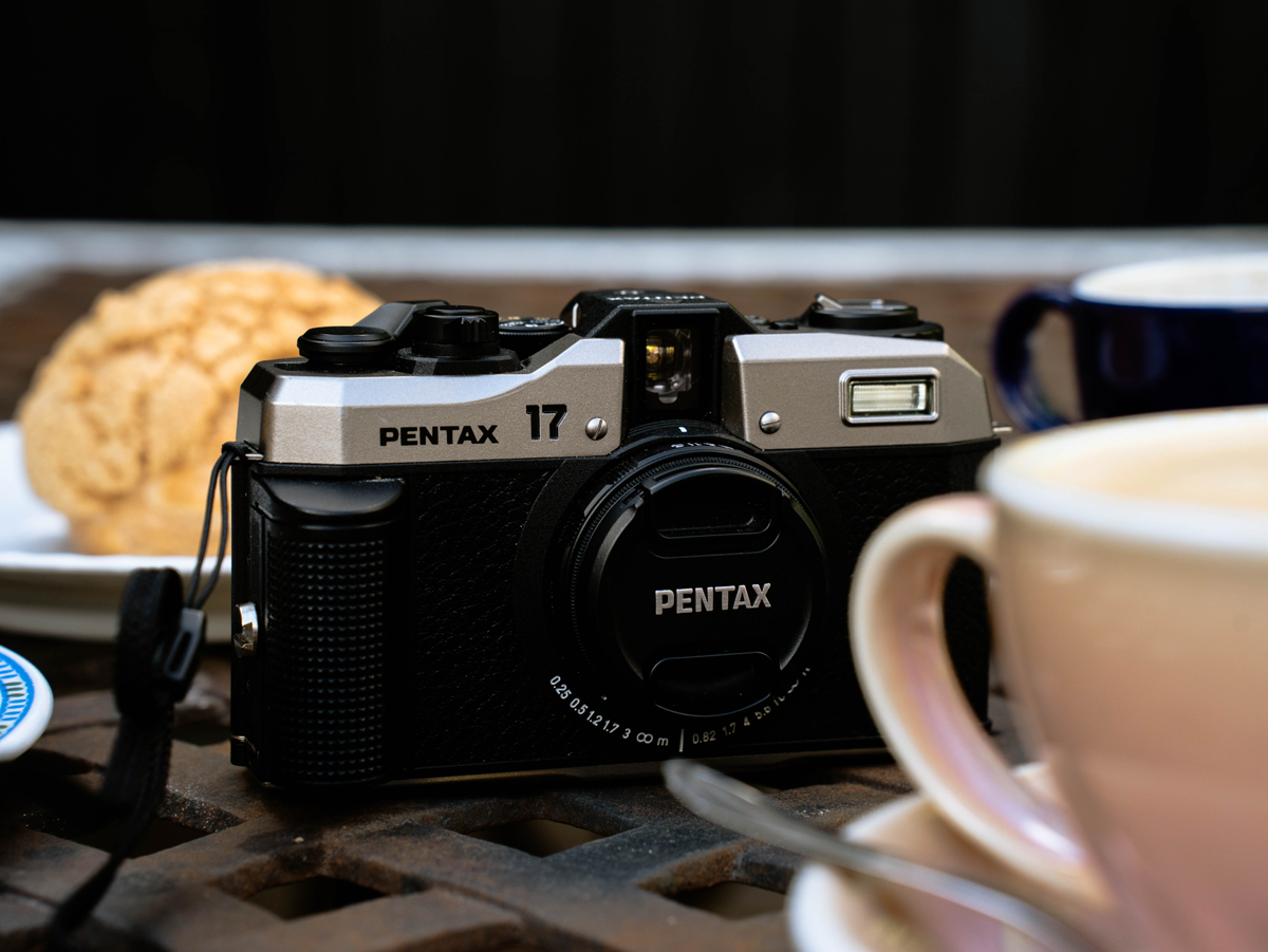 Pentax 17