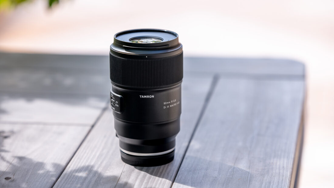 TAMRON 90mm F/2.8 Di III MACRO VXD