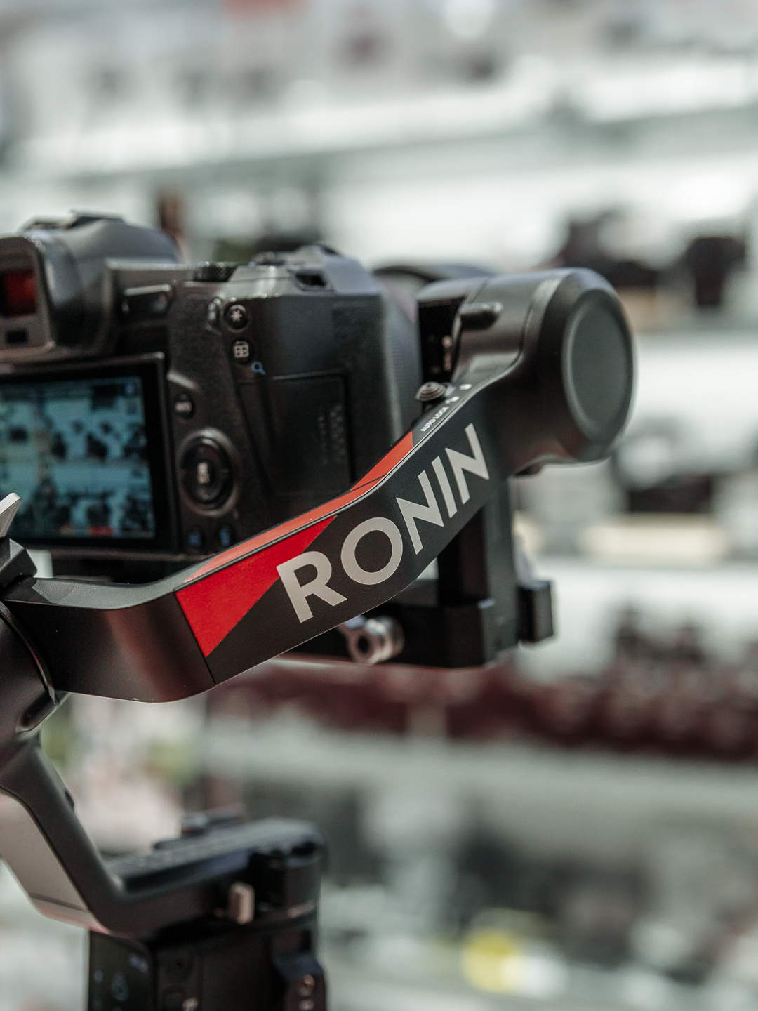 DJI RS4 videostailisaatorid rendis